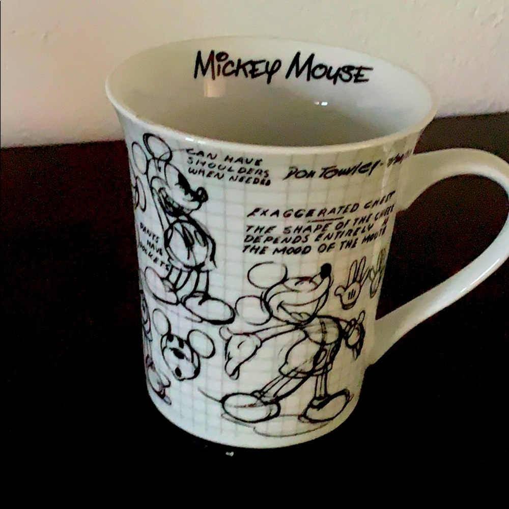 Disney Mickey Mouse mug.